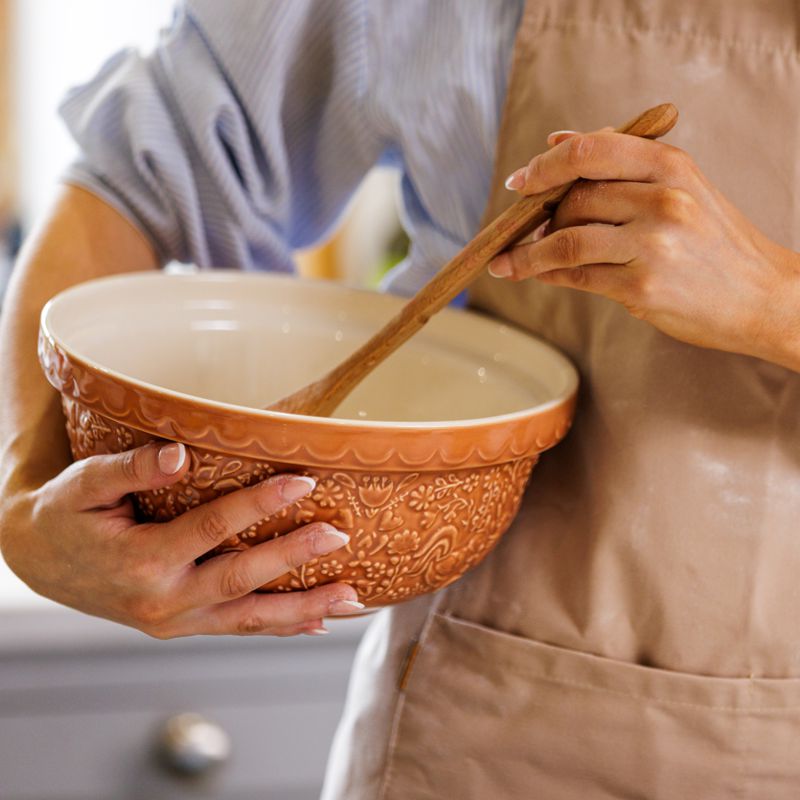 Home to Roost, 2 L Mixing Bowl