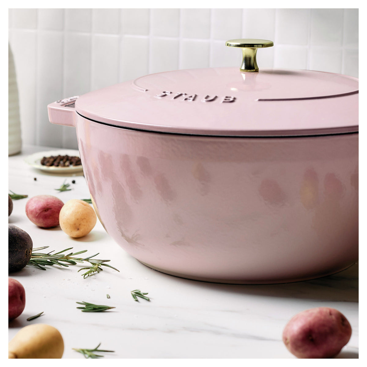 STAUB La Cocotte 4.8 L Cast Iron Round French Oven, Sorbet Rose