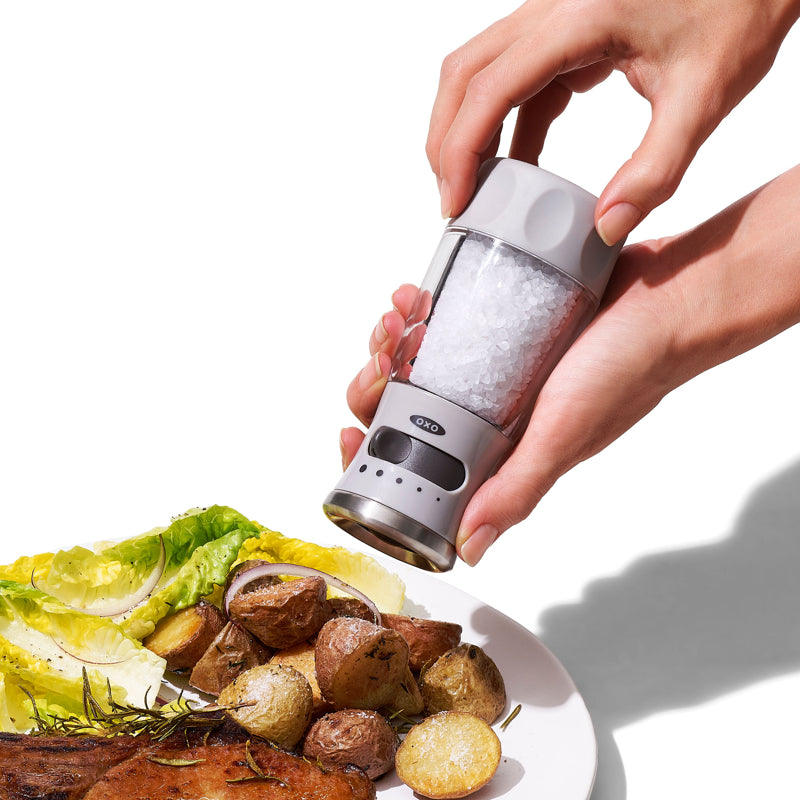 Adjustable Mess-Free Salt Grinder