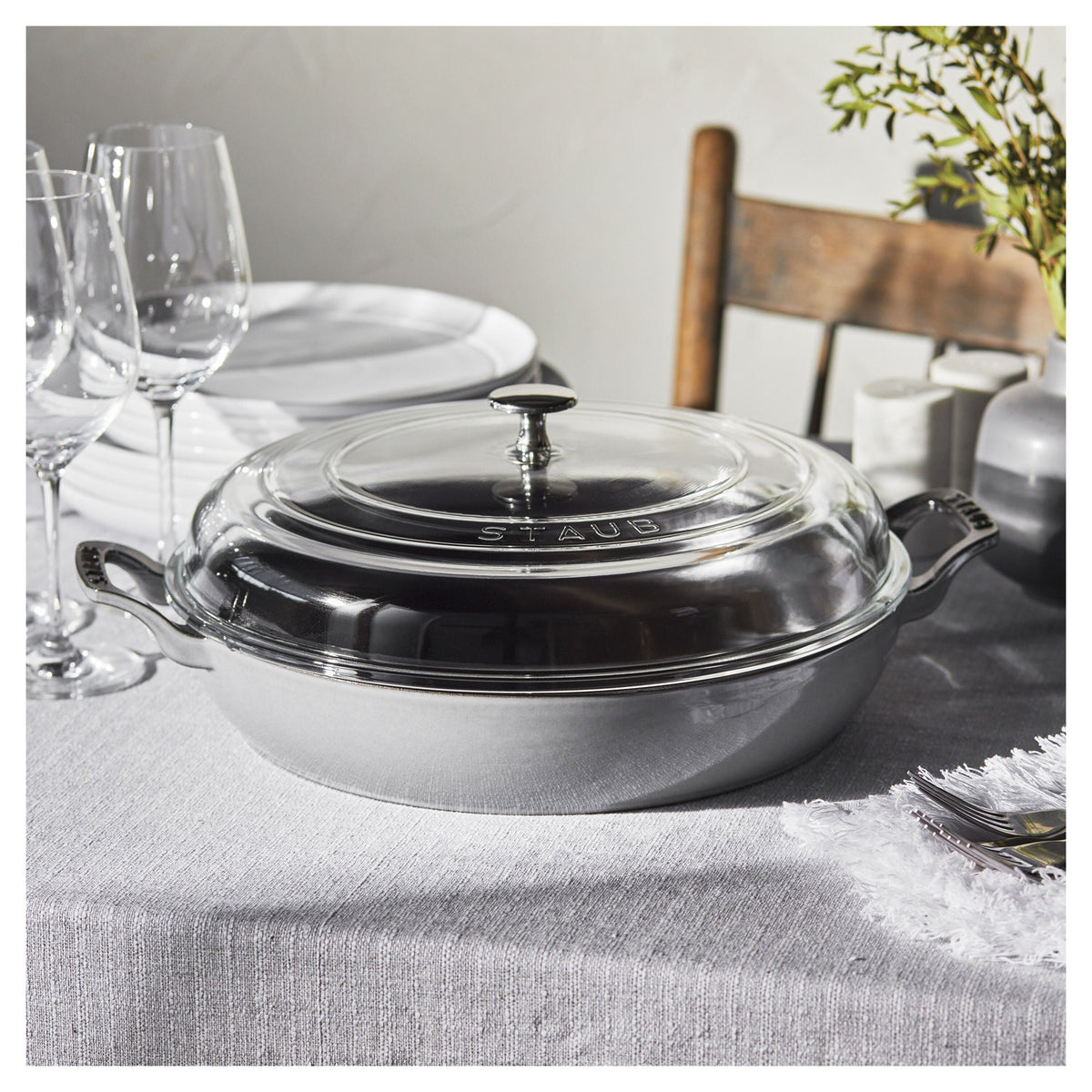 STAUB Braisers 3.5 L Cast Iron Round Heritage Braiser/Sauté Pan, Graphite-Grey