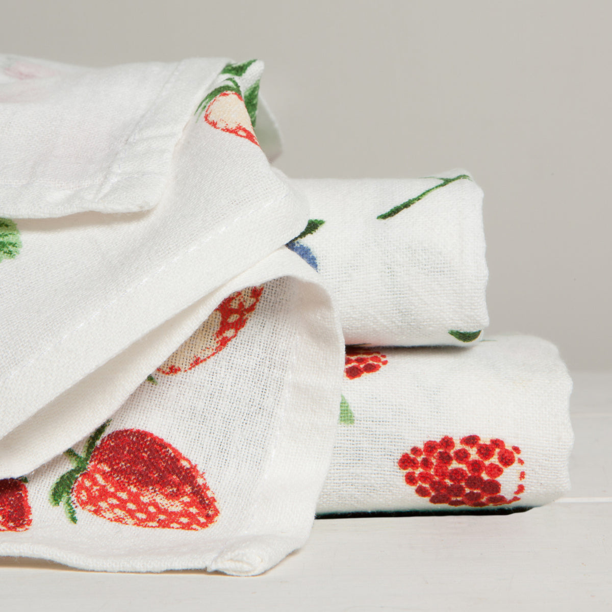 Berry Patch Baker's Floursack Dishtowels, Set of 3