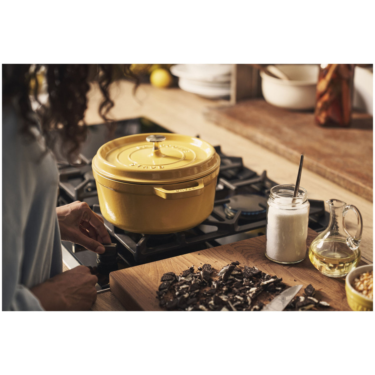 Staub La Cocotte 3.7 L Cast Iron Round Cocotte, Citron-1