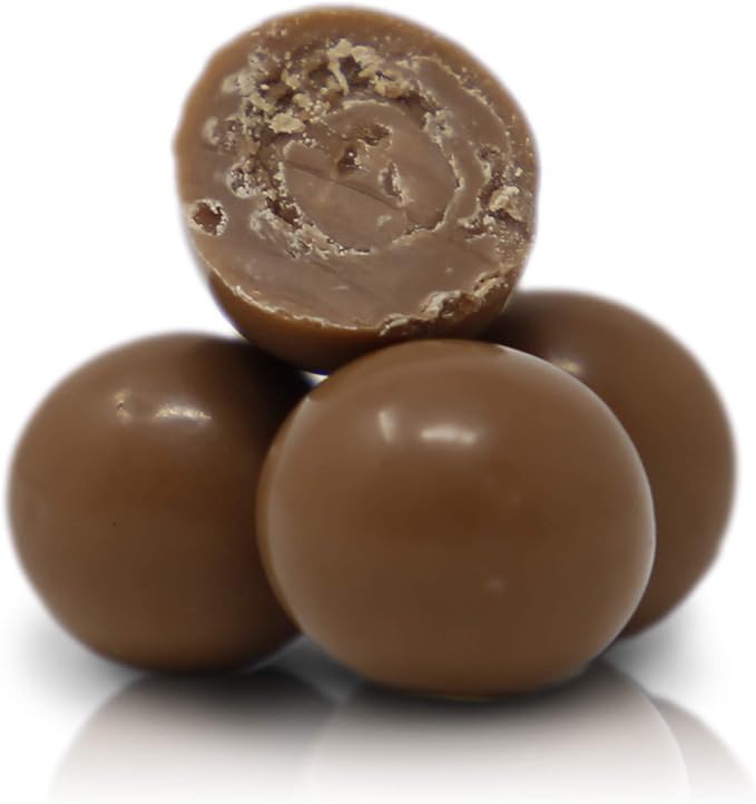 Strawberry Dipped in 36% Milk Chocolate, 60gm Gift Box