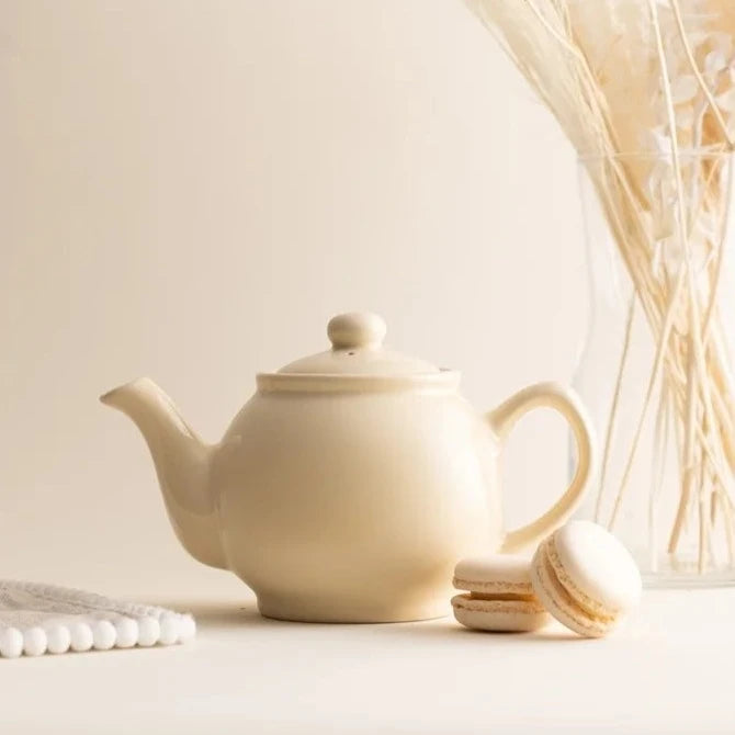 Teapot, Matte Cream