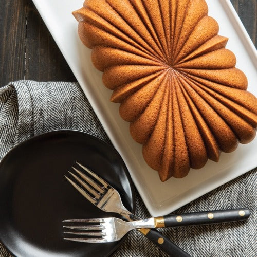 Nordic Classic Fluted Loaf Pan