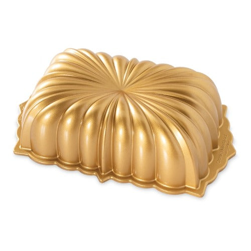Nordic Classic Fluted Loaf Pan