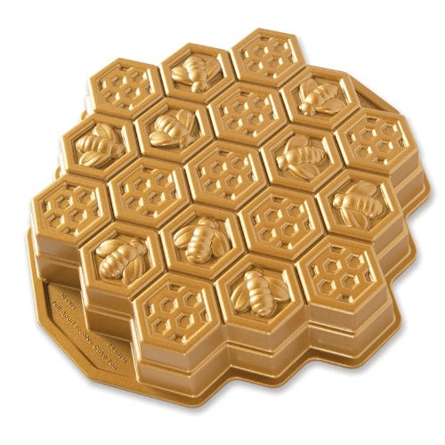 Nordic Honeycomb Pull-Apart Pan