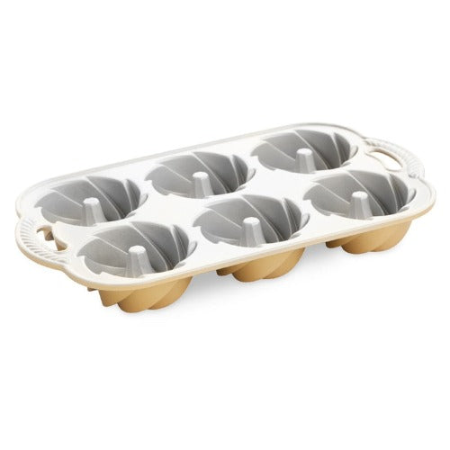 Nordic Heritage Bundt Cakelet